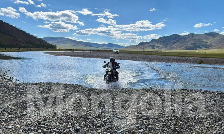 Mongolia Motorcycle Tours June is The Best Month
